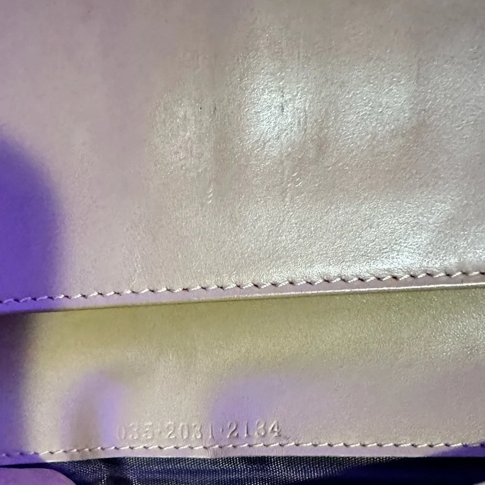 Authentic Gucci Bifold Wallet. - Picture 9 of 11